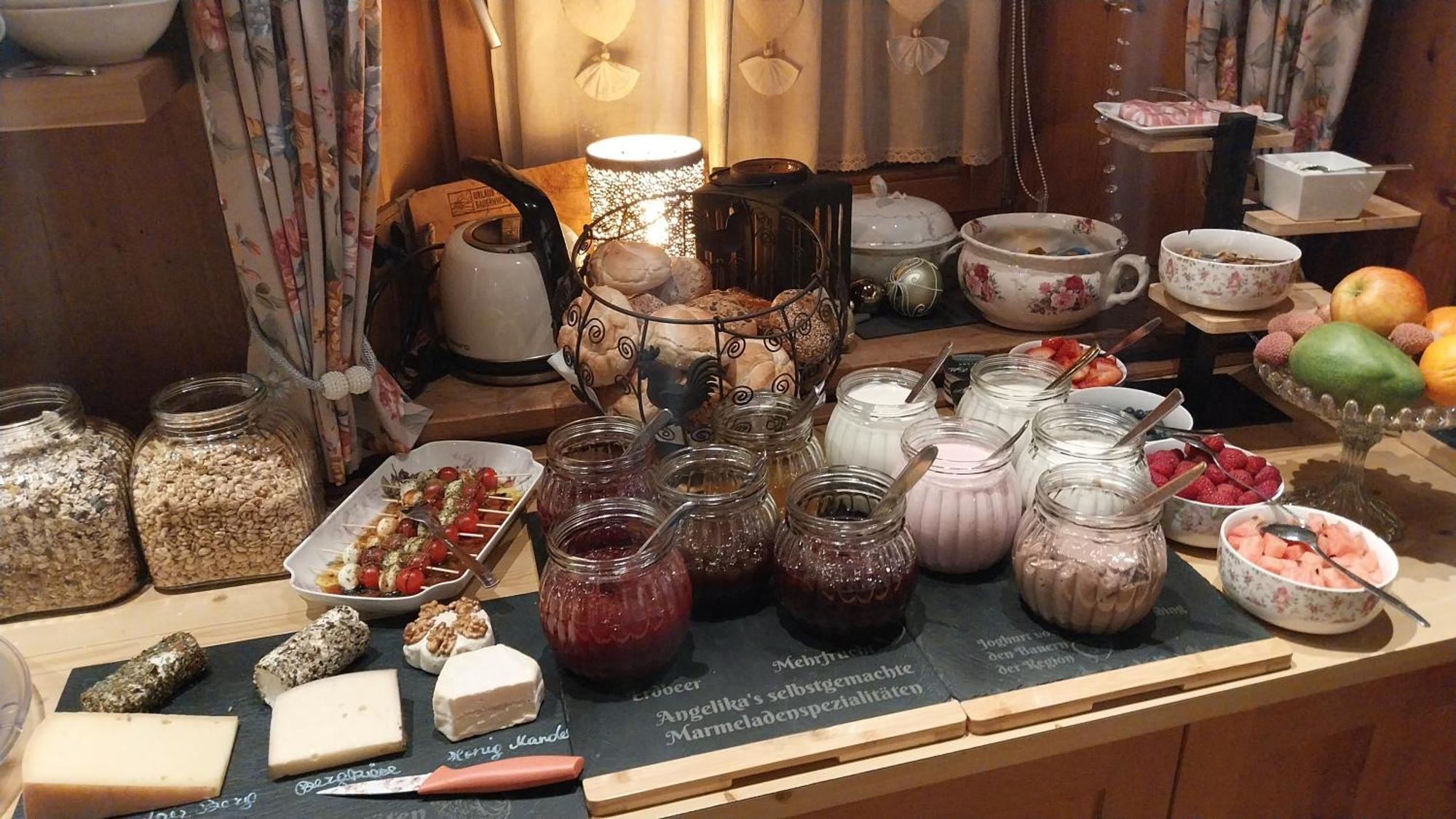 فندق Thalerhof Roppen المظهر الخارجي الصورة